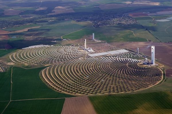 مناقصه نیروگاه خورشیدی سیمان سبزوار